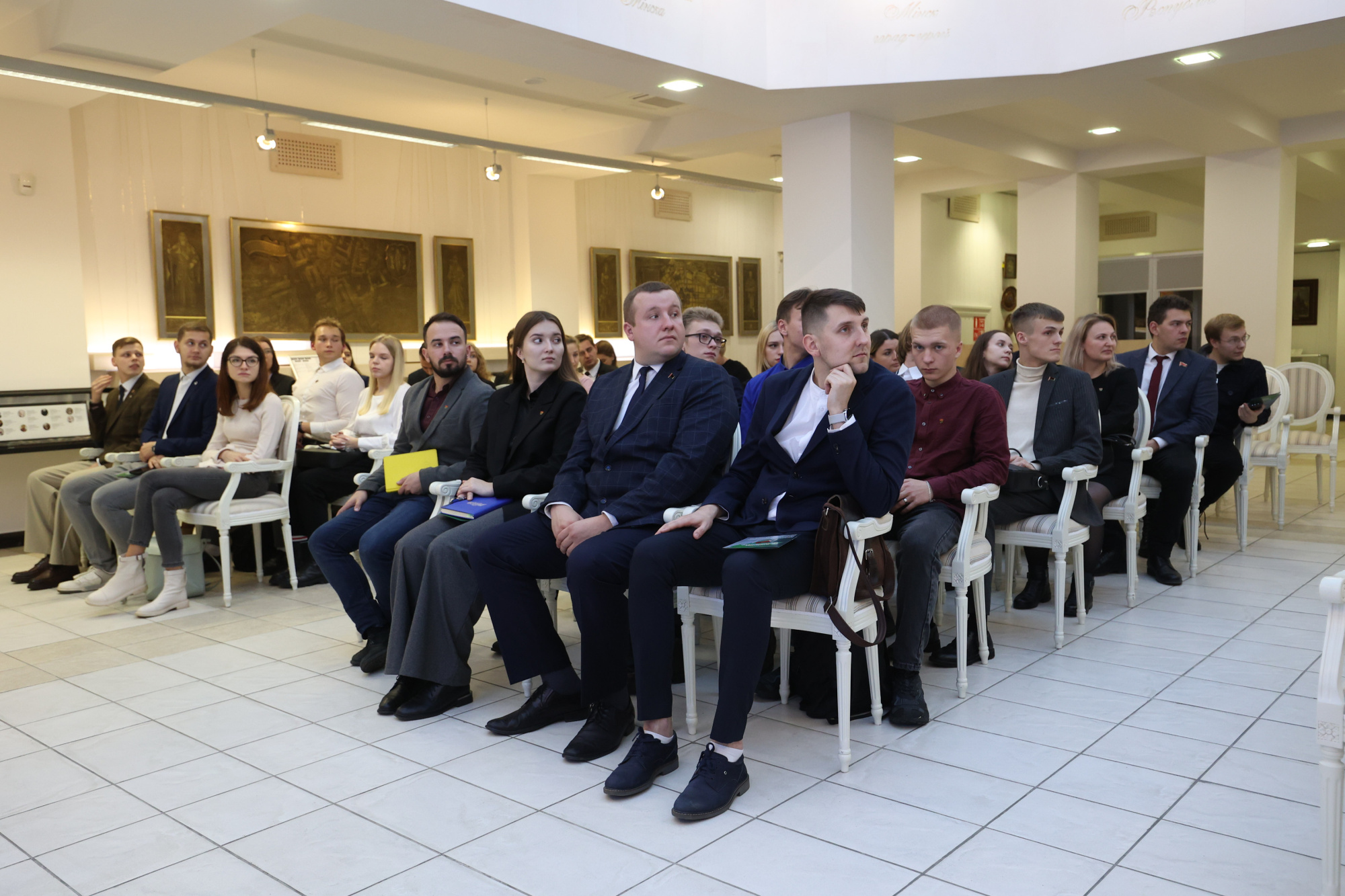 Встреча с молодёжными советами - Лукашов 31.jpg Встреча с молодёжными советами - Лукашов 31.jpg